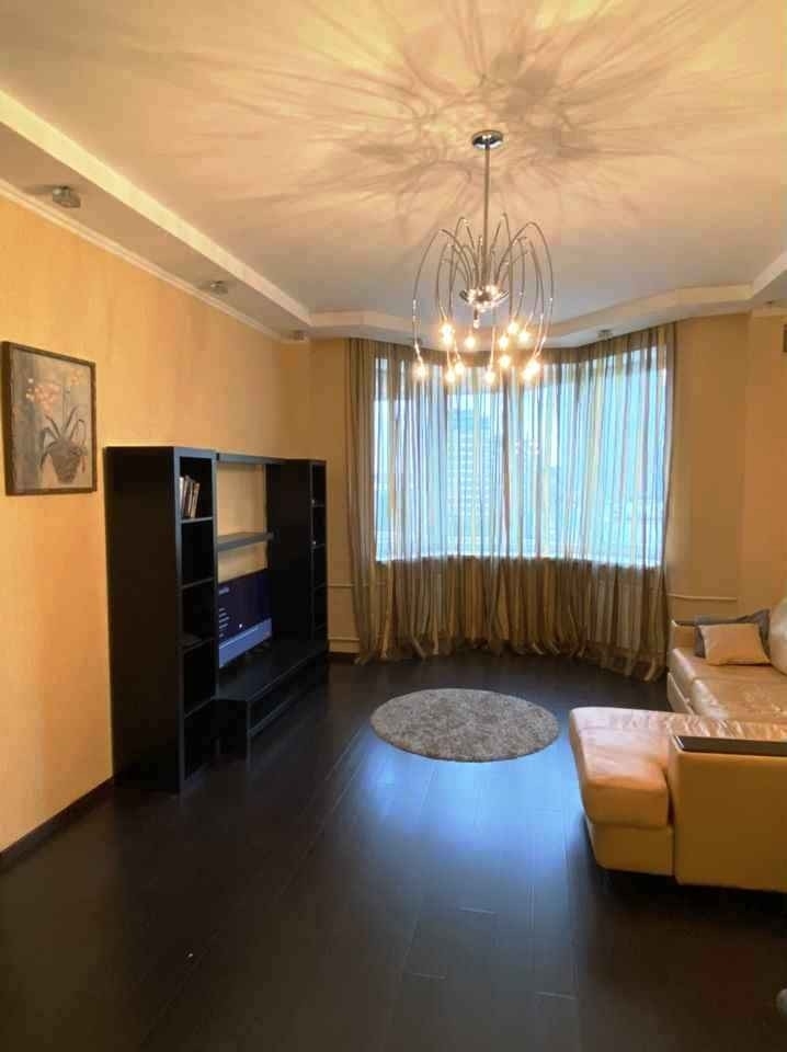 Продам уютную 2-комнатную квартиру.