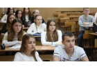 Оказание консультационной помощи студентам и старшеклассникам в выполнении работ
